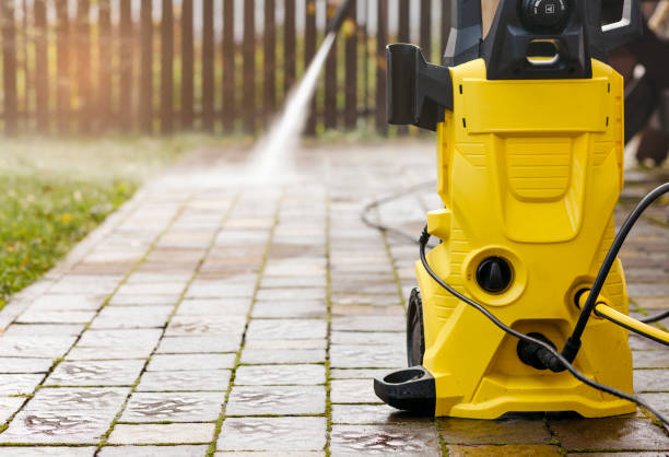 Professional  Pressure Washing Services in Escanaba, MI